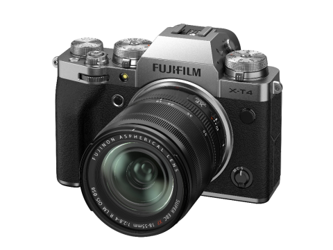 Fujifilm X-T4 + XF 18-55 mm f/2,8-4 OIS, Silver