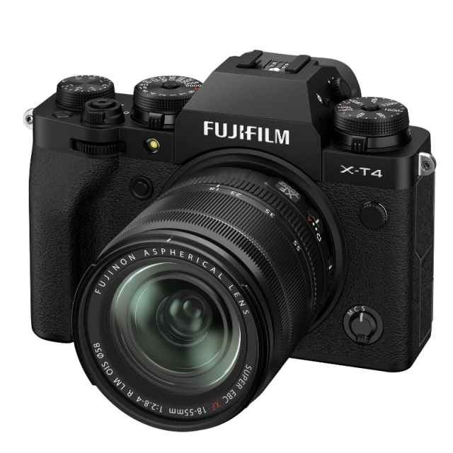 Fujifilm X-T4 + XF 18-55 mm f/2,8-4 OIS, Black