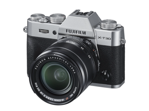 Fujifilm X-T30 +  XF 18-55 mm Silver