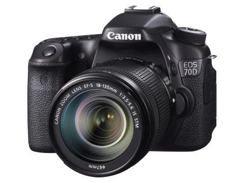 Canon EOS 70D + EF-S 18-135 IS STM