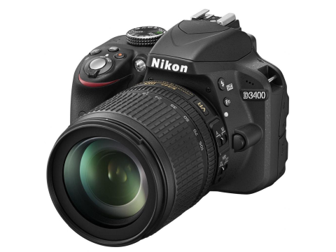 Nikon D3400 + 18-105 VR