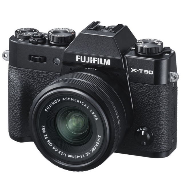 Fujifilm X-T30 +  XC 15-45 mm Black