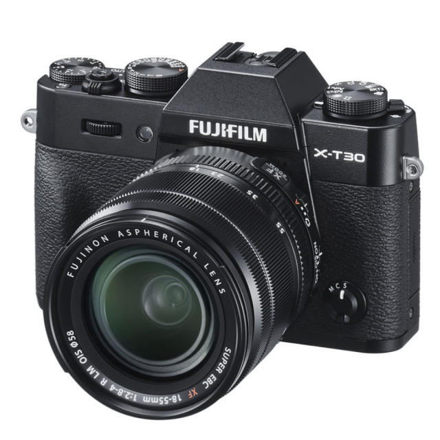 Fujifilm X-T30 +  XF 18-55 mm Black