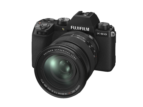 Fujifilm X-S10 + XF 16-80 mm f/4,0 R OIS WR, Black