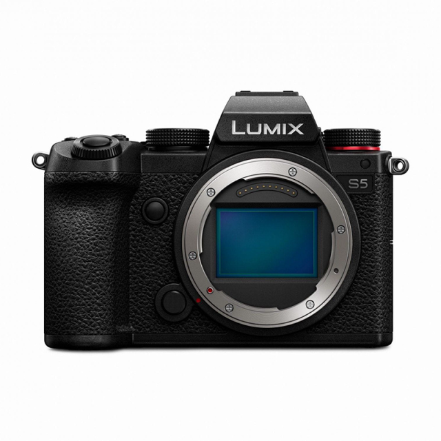 Panasonic Lumix DC-S5 Body