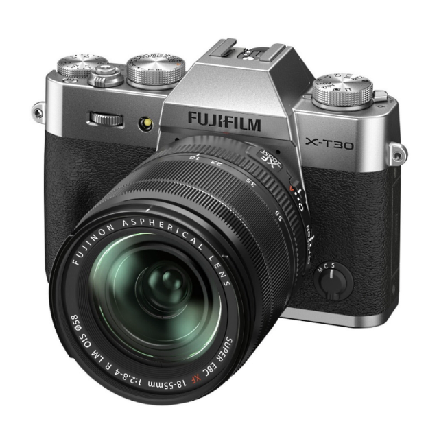 Fujifilm X-T30 II + XF 18-55mm F2.8-4 R LM OIS Silver