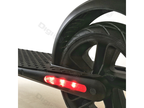 Ninebot by Segway Kickscooter ES4.Picture6