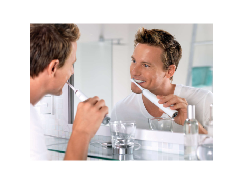 Philips Sonicare DiamondClean HX9334/34.Picture5