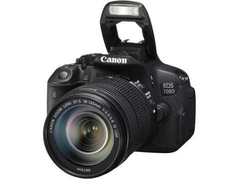Canon EOS 700D + 18-135 IS USM.Picture3