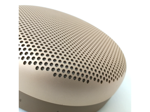 Bang & Olufsen BeoPlay A1, Sand Stone.Picture4