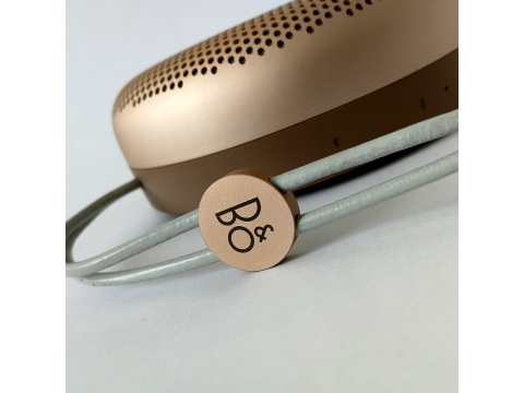 Bang & Olufsen BeoPlay A1, Sand Stone.Picture5