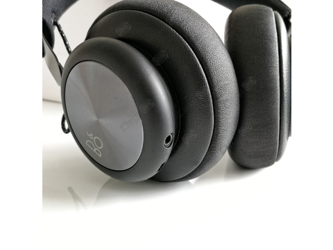 Bang & Olufsen BeoPlay H4, Black.Picture5