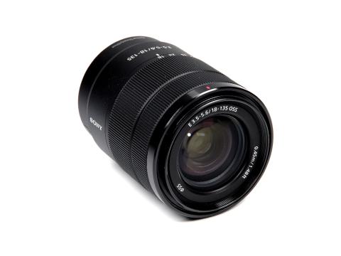 Sony E 18-135mm F3.5-5.6 OSS.Picture3
