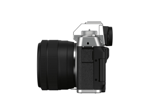 Fujifilm X-T200 + XC 15-45mm f/3.5-5.6 OIS PZ Silver.Picture5
