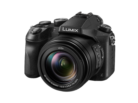 Panasonic Lumix DMC-FZ2000.Picture2