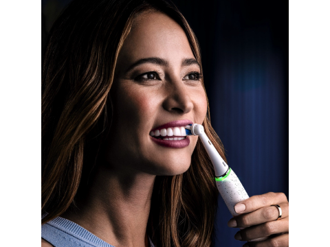 Oral-B iO Serie 10 Stardust White.Picture4