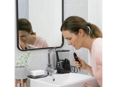 WaterPik Ultra Profesional WP662 Black.Picture2